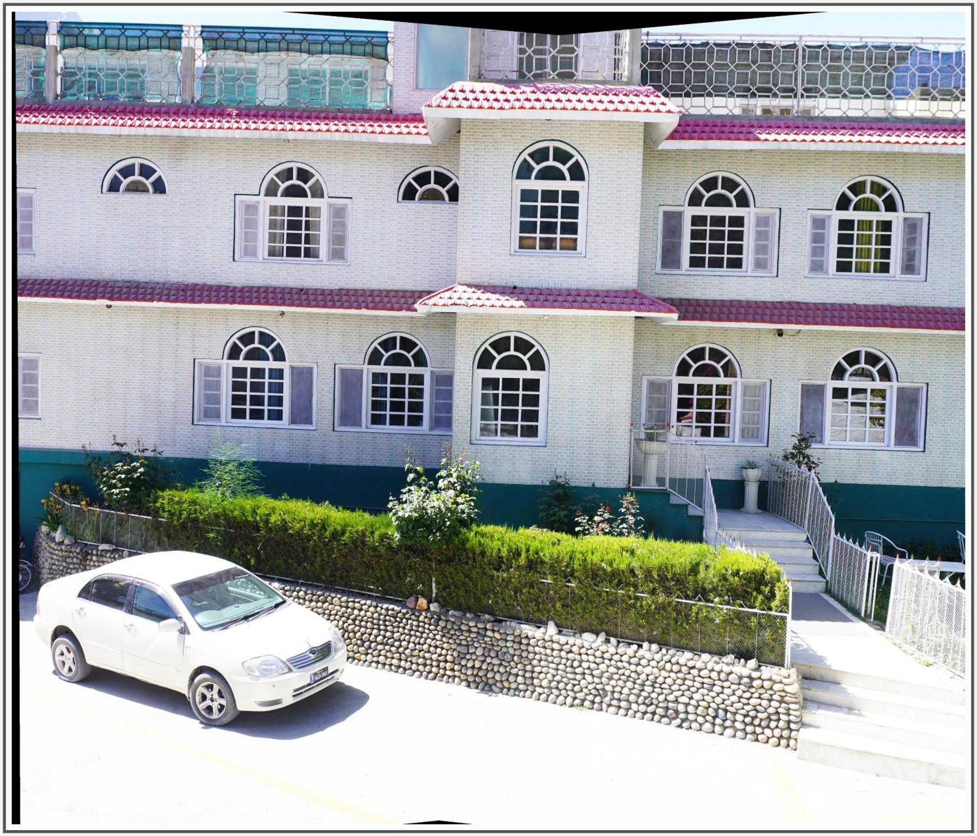 Hotel Dewanekhas Скарду Екстер'єр фото