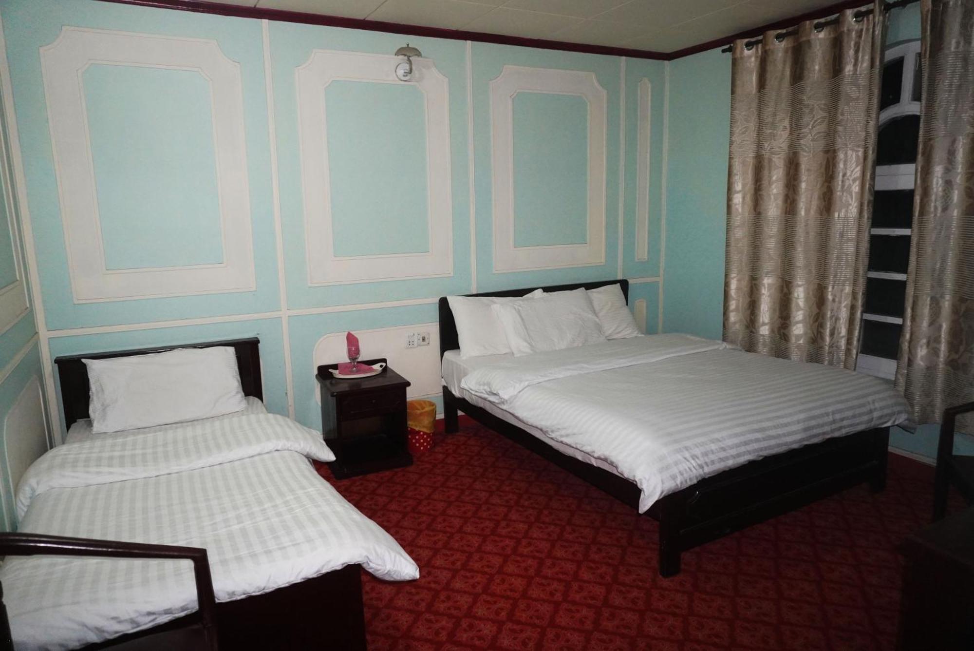 Hotel Dewanekhas Скарду Екстер'єр фото