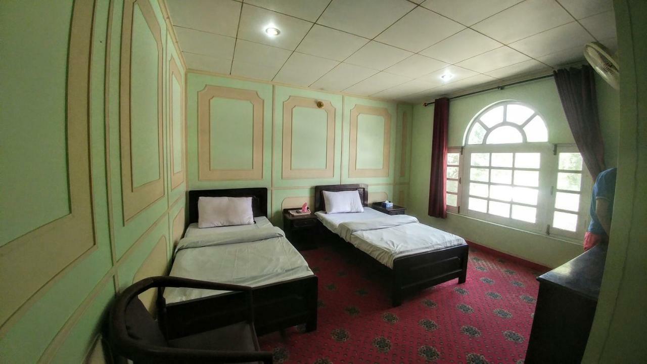 Hotel Dewanekhas Скарду Екстер'єр фото