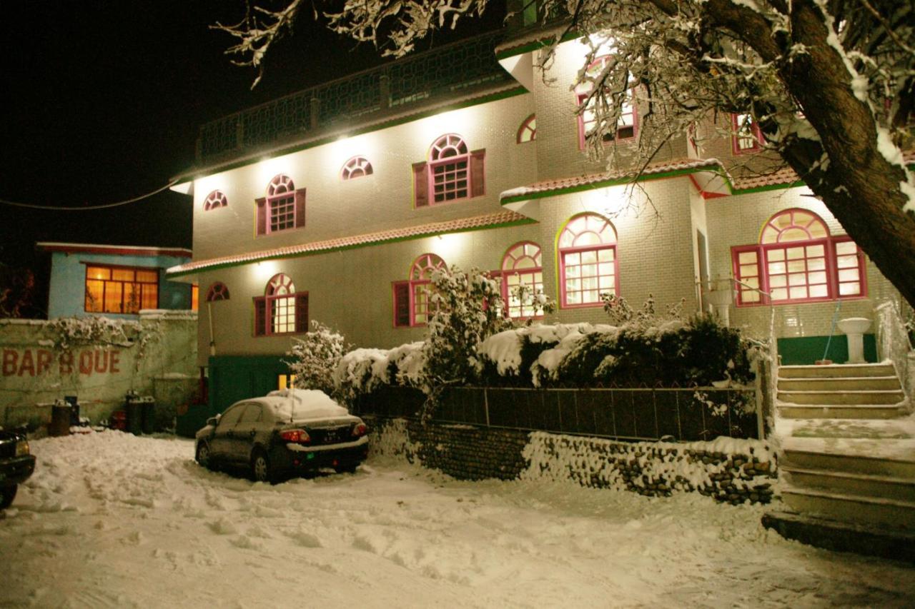 Hotel Dewanekhas Скарду Екстер'єр фото
